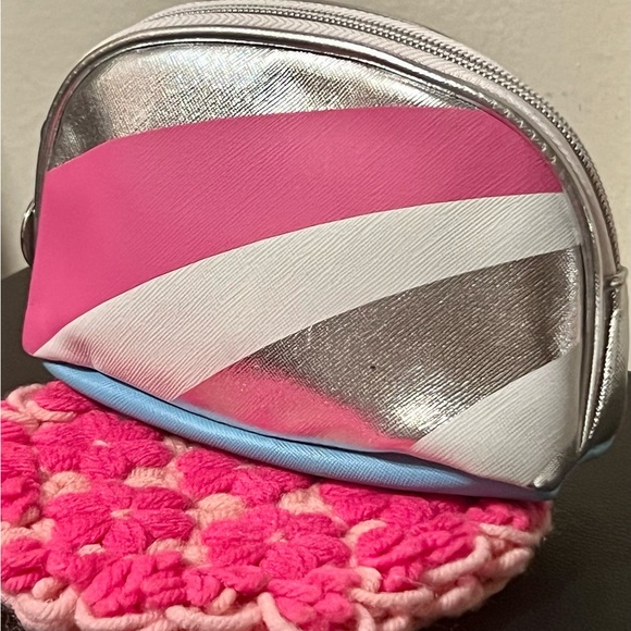 Stylish Pink and Silver Cosmetic Bag With Purse Key Chain and Bag Charms NWOT - Picture 7 of 15